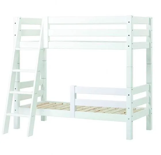 Hoppekids ECO Luxury kerrossänky turvalaidalla ja vinolla tikkaalla - 70x160 cm